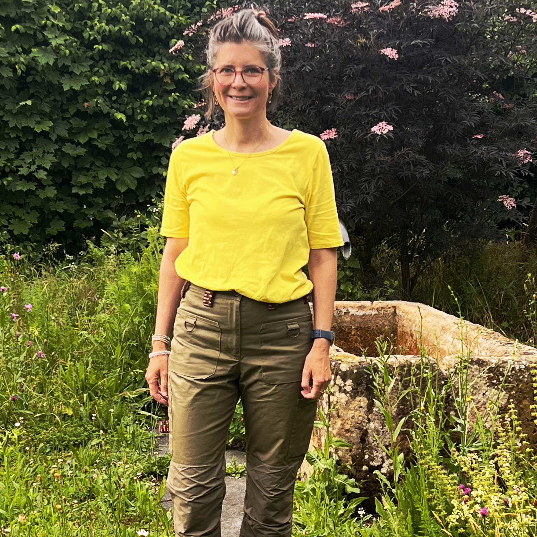 T-Shirt aus Biobaumwolle gefärbt mit Naturfarbe – Bild 2